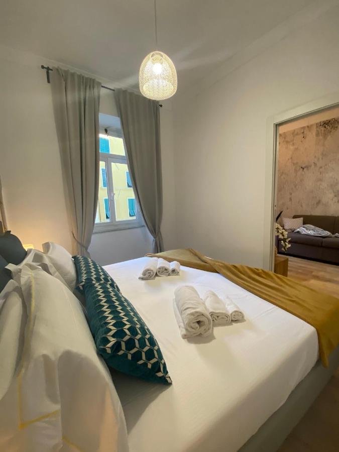 Happy Family Apartments Lavagna Генуя Экстерьер фото