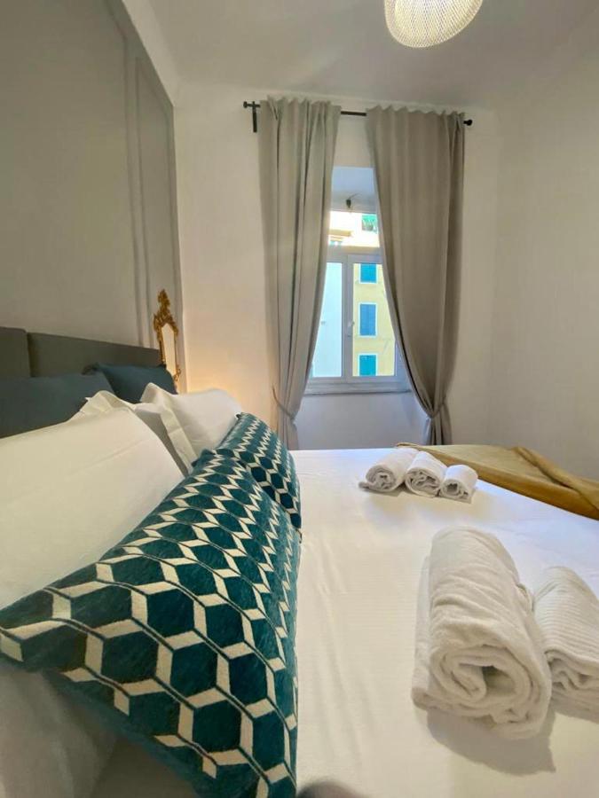 Happy Family Apartments Lavagna Генуя Экстерьер фото
